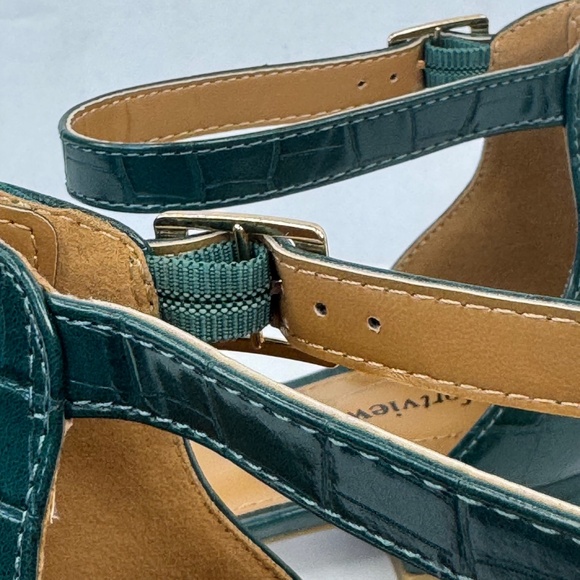 Comfort View Loucia Womens Green Alligator Pattern Ankle Strap Shoes 11WW - Picture 8 of 14